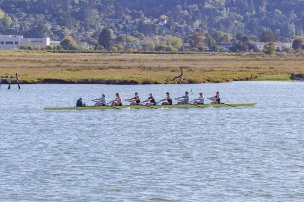 rowing eight crew race